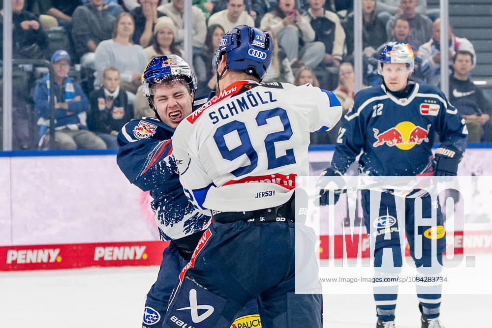 Brawl between Jeremy McKenna (EHC Red Bull Munich, 91) and Daniel Schmoelz (ERC Ingolstadt, 92 GER), EHC Red Bull Munich vs. ERC Ingolstadt, DEL, 2026–2027 season, Matchday 7, October 9, 2026 Photo: HMB Media, Franz Feiner