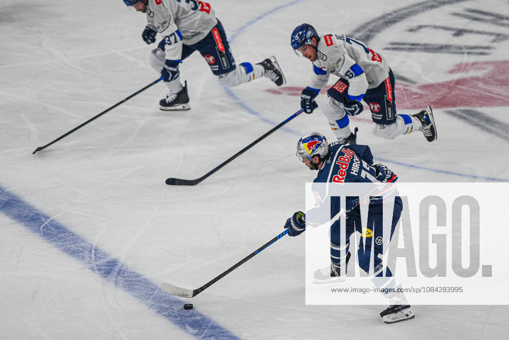 Munich, Germany PENNY DEL, German Ice Hockey League, 2026–27 season, Matchday 7: EHC Red Bull Munich vs. ERC Ingolstadt at SAP Garden in Munich. Taro Hirose of EHC Red Bull Munich on the puck, with the puck, in possession of the puck