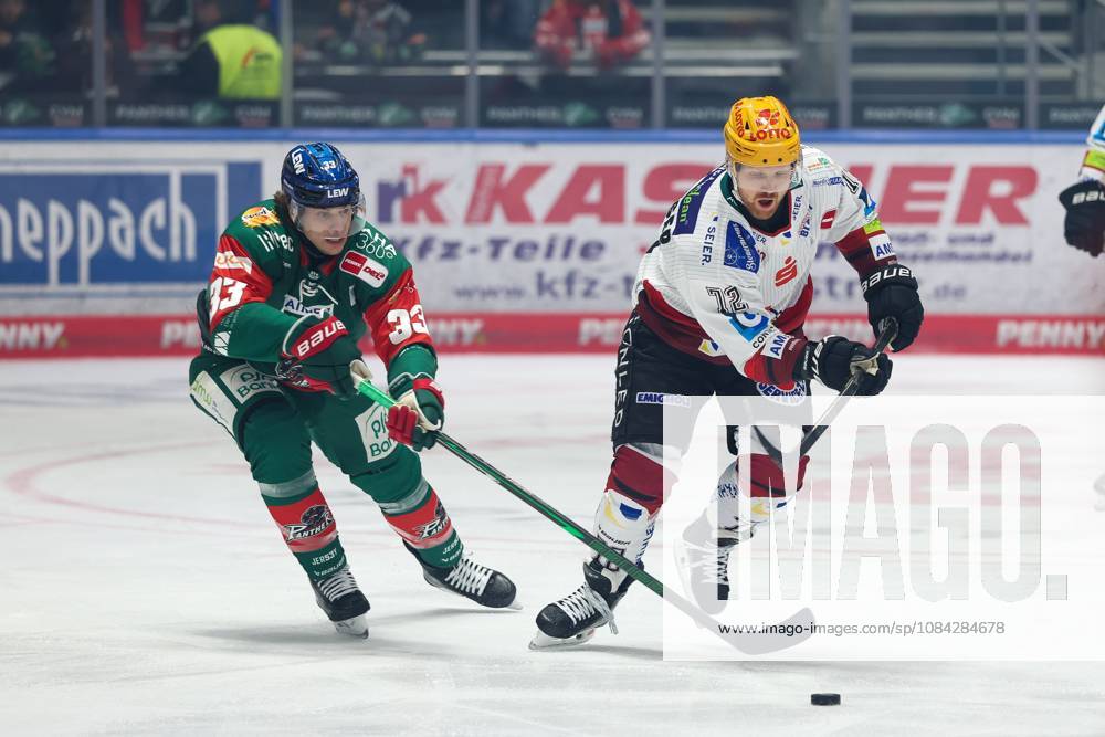 One-on-one, action, featuring Tim Wohlgemuth 33 (Augsburger Panther) and Phillip Bruggisser 72 (Fischtown Pinguins), Augsburger Panther vs. Fischtown Pinguins, Matchday 7, Ice Hockey, Penny DEL, October 9, 2026, Augsburg, Bavaria, Germany