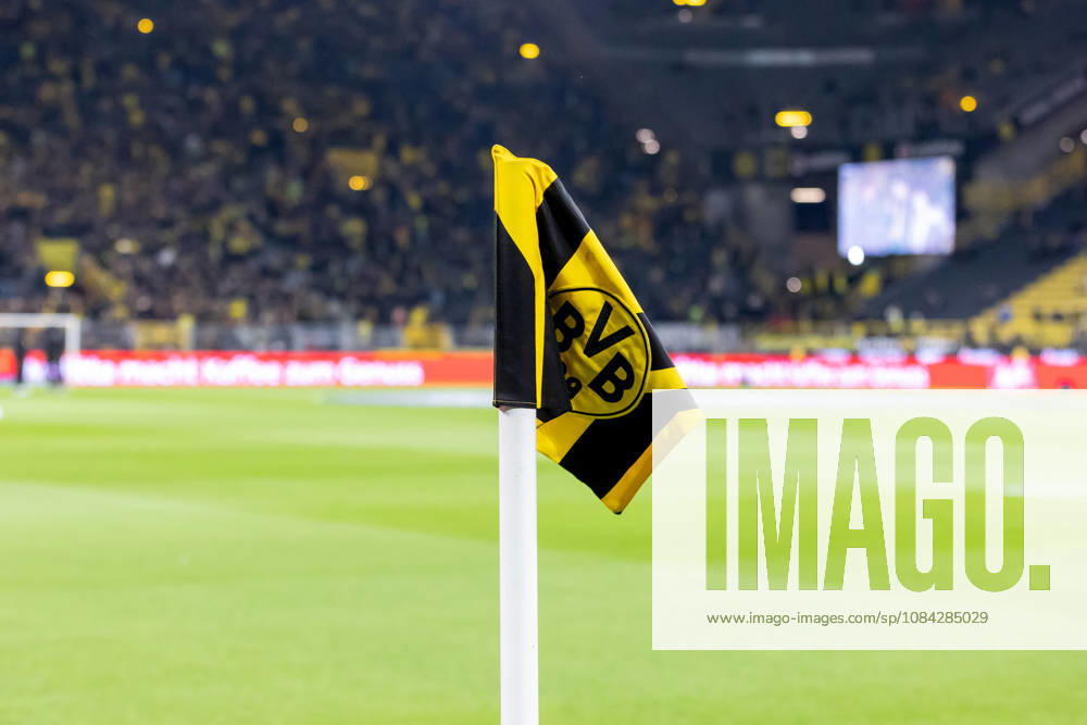 Dortmund, Germany October 9, 2026 Bundesliga 1 2026–2027 Matchday 5 Borussia Dortmund vs. SV Werder Bremen Pictured: Corner flag at Signal Iduna Park before the game. DFL and DFB regulations prohibit any use of photographs as image sequences and or quasi-video. Signal Iduna Park, North Rhine-Westphalia