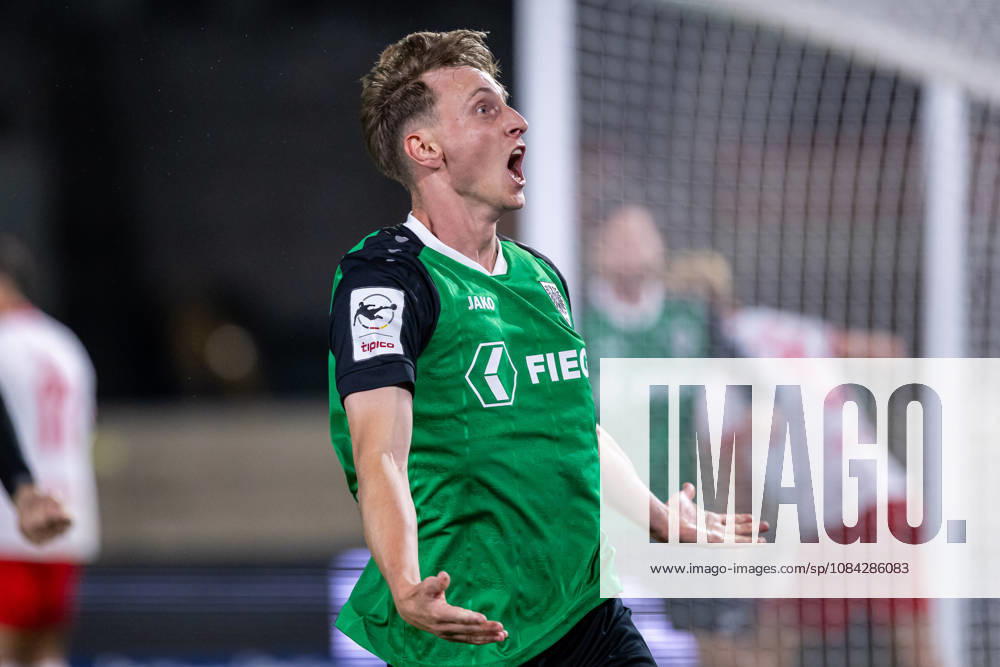 Joshua Mees of SC Preussen Münster, No. 08, celebrates the goal that tied the score at 3–3 (GER), SC Preussen Münster vs. Rot-Weiss Essen, soccer, 3. Liga, Matchday 8, 2026–2027 season, October 9, 2026 DFL regulations prohibit any use of photographs as image sequences and or quasi-video, SC Preussen Münster vs. Rot-Weiss Essen, soccer, 3. Liga, Matchday 8, 2026–2027 season, October 9, 2026, Münster