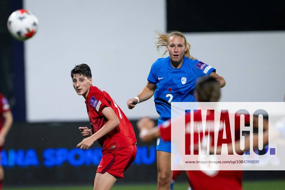 Turkiye v Slovenia - FIFA Women s World Cup 2027 European Qualifiers ISTANBUL, TURKIYE - OCTOBER 09: Lana Mihelic (2) of Slovenia vies with her opponent during the FIFA Women s World Cup 2027 European Qualifiers Play-offs Round 1 First Leg between Turkiye and Slovenia at Pendik Stadium in Istanbul, Turkiye, on October 09, 2026. Didem Mente Anadolu Istanbul Turkey. Editorial use only. Please get in touch for any other usage.