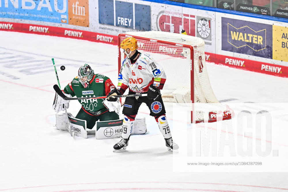 Penny DEL: Augsburger Panther vs. Fischtown Pinguins, October 9, 2026, AUGSBURG, GERMANY, OCTOBER 9. Pictured: Tobias ANCICKA of the Augsburger Panther (No. 45) and Colt CONRAD of the Fischtown Pinguins (No. 79) during the Penny DEL game between the Augsburger Panther and the Fischtown Pinguins on Matchday 7 at Curt Frenzel Stadium