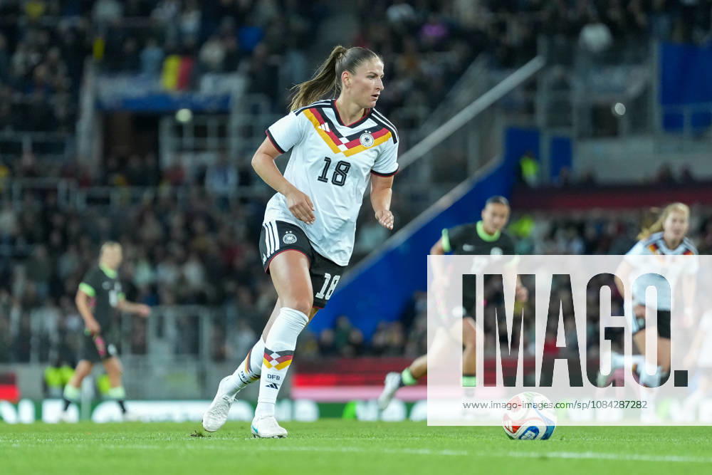 Melissa Kössler Melissa Koessler German Women s National Team, 18 on the Ball, Germany, soccer, international match, friendly match, exhibition match, 2026 2027, Germany vs. Australia, October 9, 2026, BBBank Wildpark, Karlsruhe, Karlsruhe, BBBank Wildpark, Baden-Württemberg, Germany