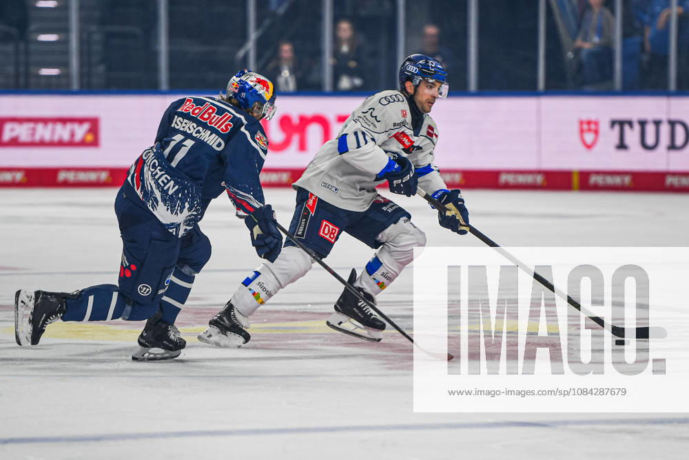 Munich, Germany PENNY DEL, German Ice Hockey League, 2026–27 season, Match Day 7: EHC Red Bull Munich vs. ERC Ingolstadt at SAP Garden in Munich Kenny Agostino of ERC Ingolstadt on the puck, with the puck, in possession of the puck