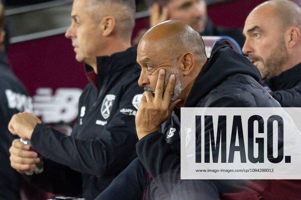 West Ham United v Queens Park Rangers, EFL Sky Bet Championship, EFL, Football, London Stadium, London, UK - 09 Oct 2026 West Ham United Head Coach Nuno Espirito Santo London London Stadium Stratford GBR, UK NEWSPAPERS OUT