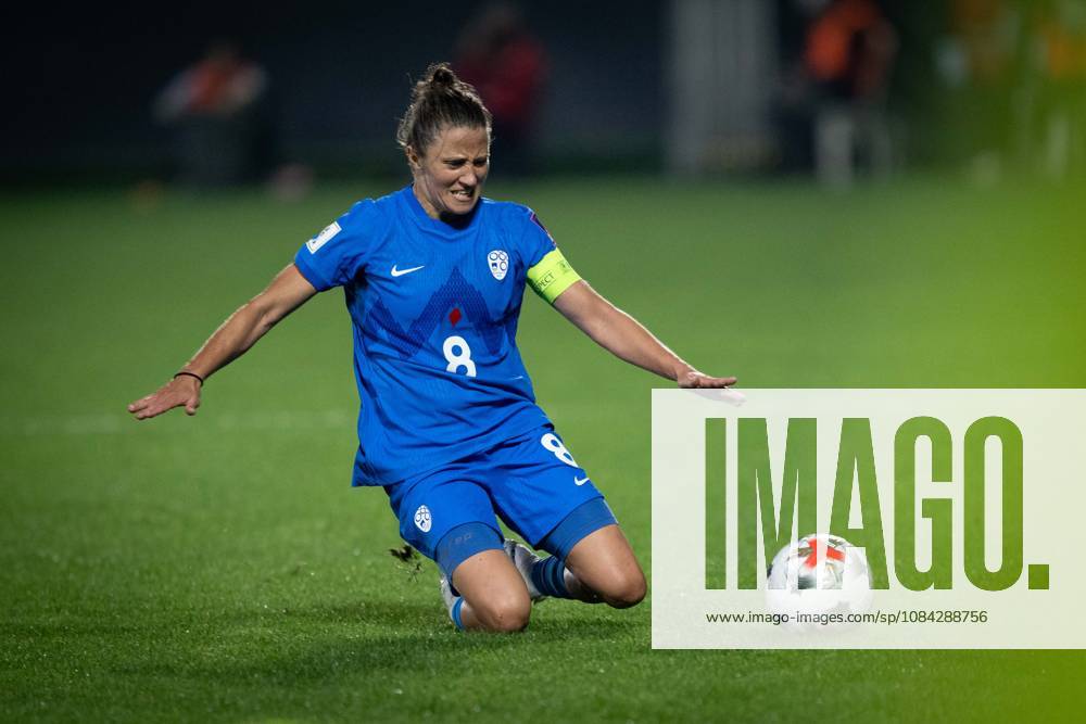 Turkiye v Slovenia - 2027 FIFA Women’s World Cup European Qualifiers ISTANBUL, TURKIYE - OCTOBER 9: Mateja Zver (8) of Slovenia in action during the 2027 FIFA Women’s World Cup European qualifiers play-off first-leg match between Turkiye and Slovenia at Pendik Stadium in Istanbul, Turkiye, on October 9, 2026. Didem Mente Anadolu Istanbul Turkey. Editorial use only. Please get in touch for any other usage.