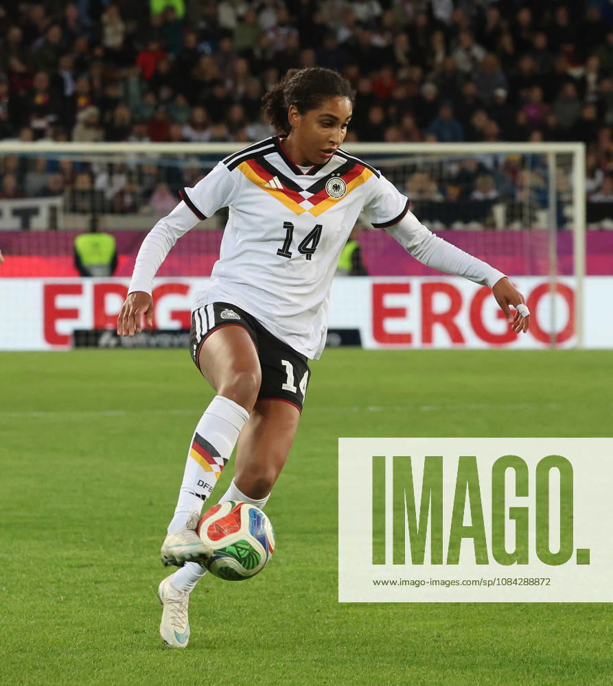 Karlsruhe, Women s International Soccer Match: Germany vs. Australia, Cora Zicai (GER)