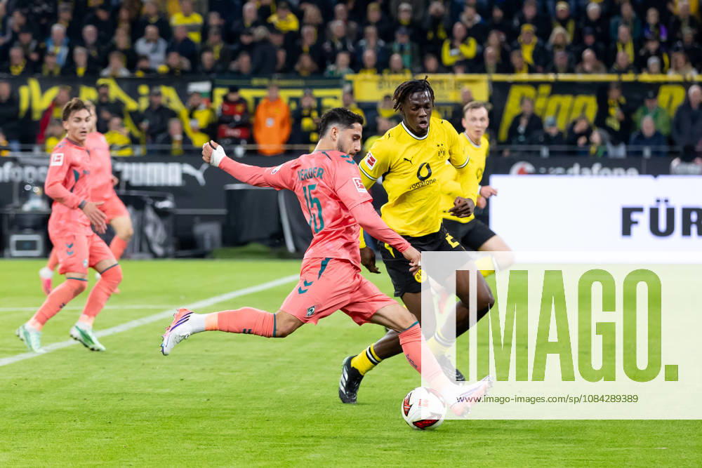 Dortmund, Germany October 9, 2026 Bundesliga 2026–2027 Matchday 5: Borussia Dortmund vs. SV Werder Bremen Pictured from left: Ludovit Reis (SVW) and Joane Gadou (BVB) in a tackle. DFL and DFB regulations prohibit any use of photographs as image sequences and or quasi-video. Signal Iduna Park North Rhine-Westphalia