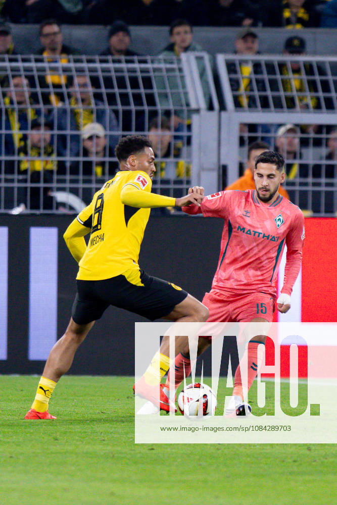 Dortmund, Germany October 9, 2026 Bundesliga 2026–2027 Matchday 5: Borussia Dortmund vs. SV Werder Bremen Pictured from left in a tackle: Felix Nmecha (BVB) and Ludovit Reis (SVW). DFL and DFB regulations prohibit any use of photographs as image sequences and or quasi-video. Signal Iduna Park North Rhine-Westphalia