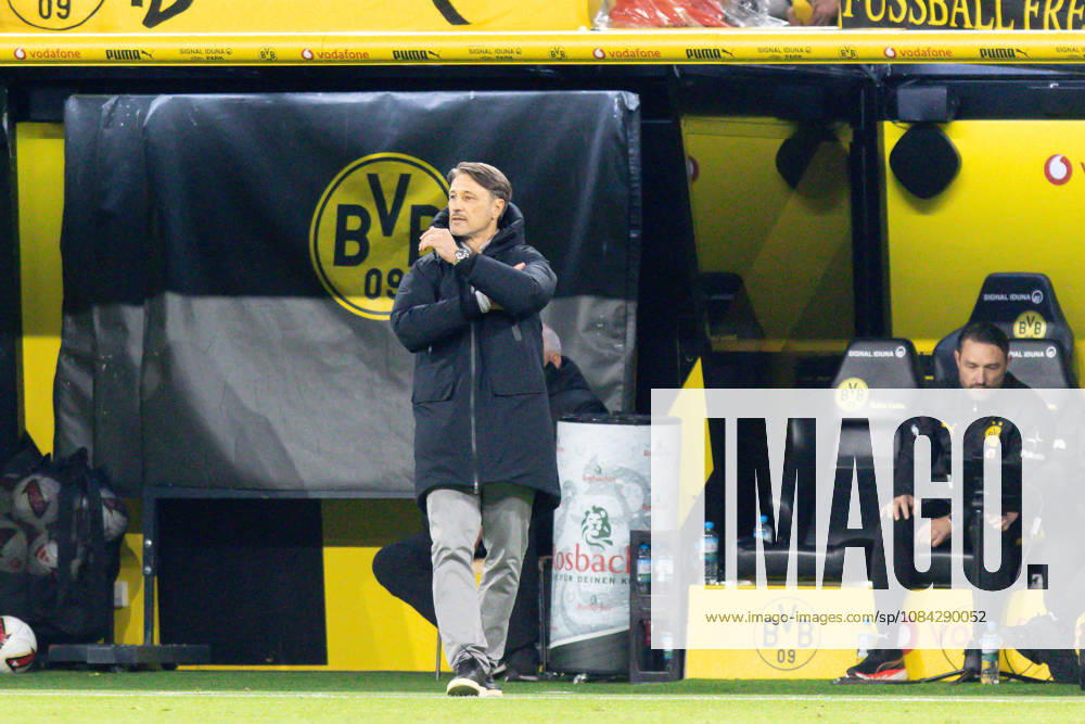 Dortmund, Germany October 9, 2026 Bundesliga 2026–2027 Matchday 5: Borussia Dortmund vs. SV Werder Bremen Pictured: BVB coach Niko Kovac watches the game and gives instructions to his players. DFL and DFB regulations prohibit any use of photographs as image sequences and or quasi-video. Signal Iduna Park North Rhine-Westphalia