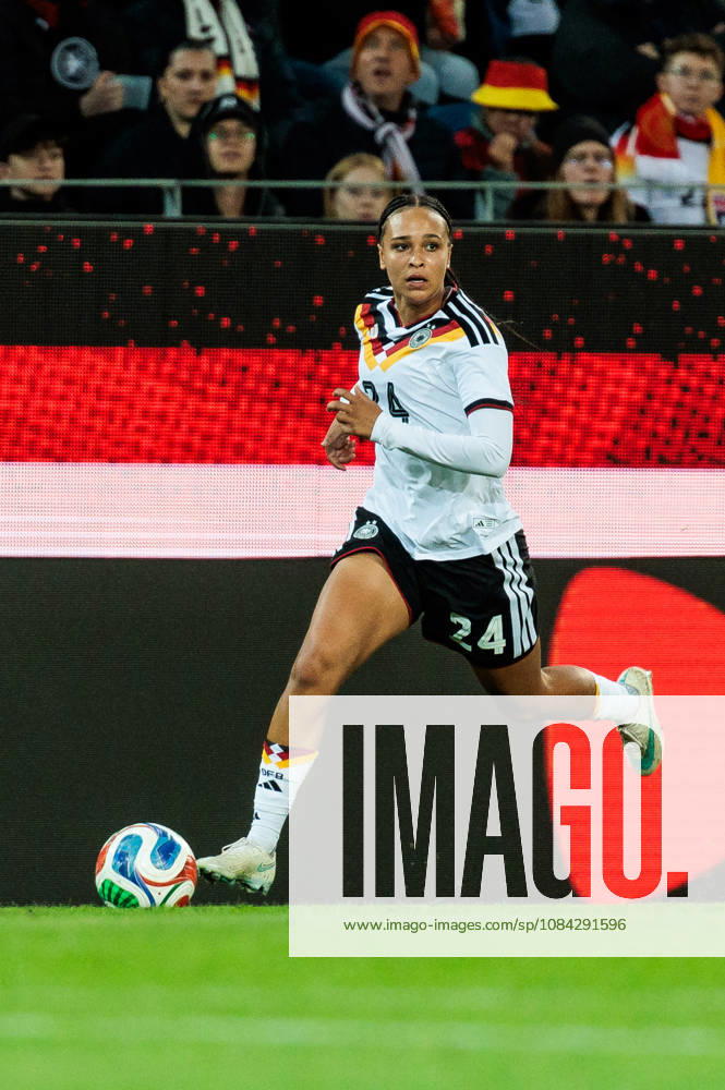 Lisa Baum (Germany, 24) controls the ball during the International Friendly, Länderspiel, Nationalmannschaft match between Germany vs. Australia at BBBank Wildpark on October 09, 2026 in Karlsruhe, Germany. Germany