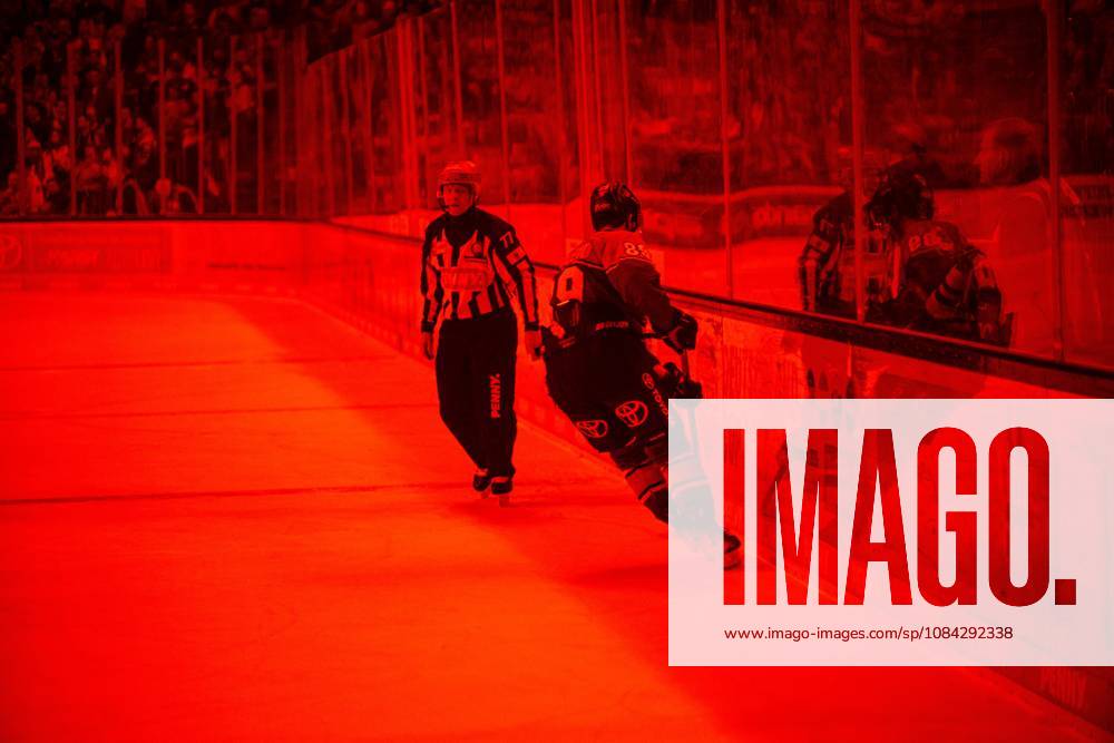 COLOGNE, GERMANY - 9 OCTOBER, 2026: - The PENNY DEL Ice hockey, Eishockey match Koelner Haie vs. Schwenninger Wild Wings at LANXESS arena.
