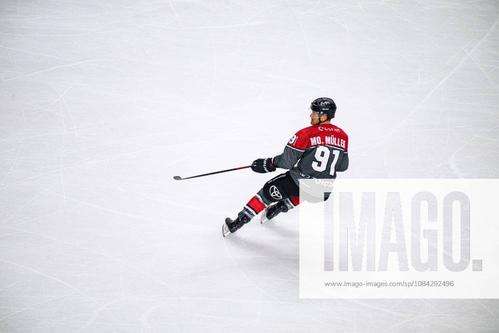 COLOGNE, GERMANY - 9 OCTOBER, 2026: Moritz Mueller - The PENNY DEL Ice hockey, Eishockey match Koelner Haie vs. Schwenninger Wild Wings at LANXESS arena.