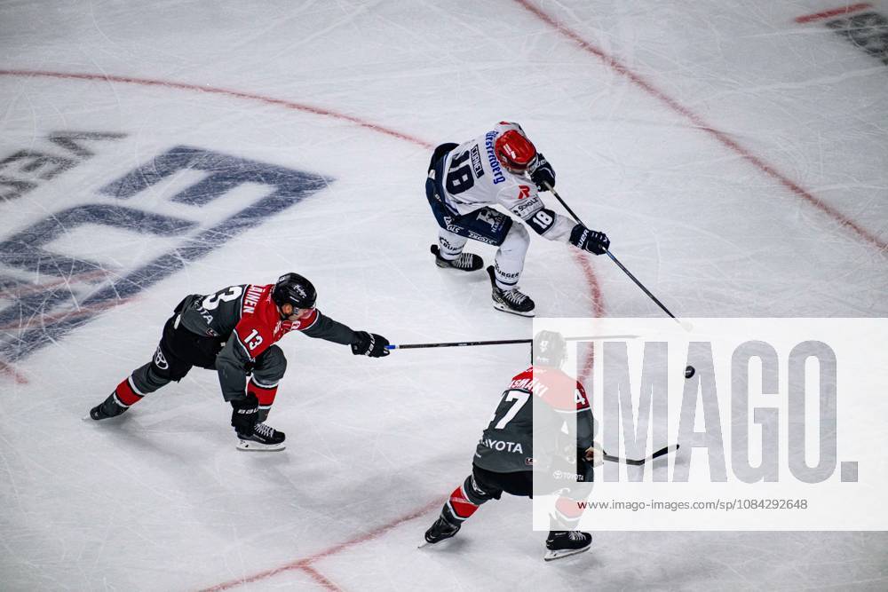 COLOGNE, GERMANY - 9 OCTOBER, 2026: - The PENNY DEL Ice hockey, Eishockey match Koelner Haie vs. Schwenninger Wild Wings at LANXESS arena.