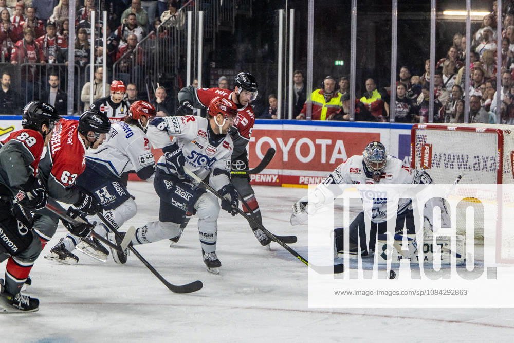 Joacim Eriksson, Schwenninger Wild Wings, 60, Alexander Peters, Schwenninger Wild Wings, 06 vs. Patrick Russell, Cologne Haie, 63, Gregor MacLeod, Cologne Haie, 89 Cologne Haie vs. Schwenningen Wild Wings, Ice Hockey, Penny DEL, Matchday 07, 2026–2027, October 9, 2026, Cologne Haie vs. Schwenninger Wild Wings, Ice Hockey, Penny DEL, Matchday 07, 2026–2027, October 9, 2026, Cologne