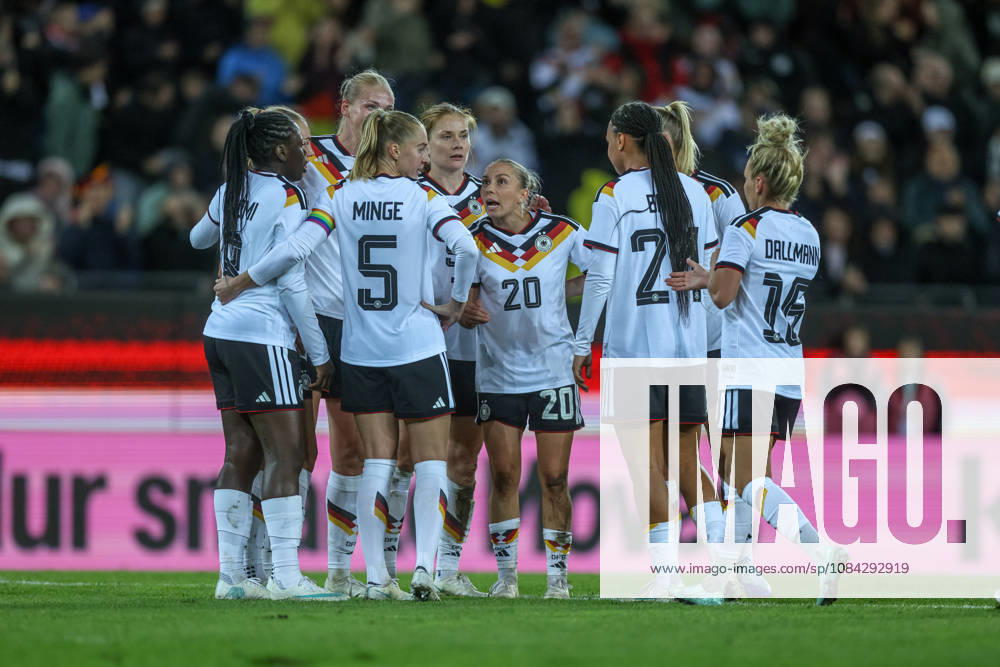 GER, Karlsruhe, Germany vs. Australia, FIFA, DFB, Soccer, 2026–2027 Season, BBBank Wildpark, Friendly Match: Photo by Camilla Küver, Germany, Women’s National Team, Goal, Celebration and Joy, Emotions DFB DFL REGULATIONS PROHIBIT ANY USE OF PHOTOGRAPHS AS IMAGE SEQUENCES AND OR QUASI-VIDEO