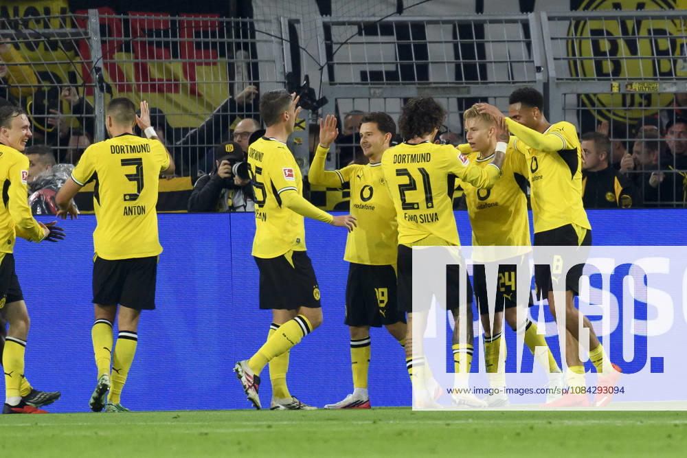 Daniel Svensson of Borussia Dortmund celebrates his goal, which made the score 1–0, during the Bundesliga match between Borussia Dortmund and SV Werder Bremen at Signal Iduna Park on October 9, 2026, in Dortmund, Germany. Photo by Max Maiwald, DeFodi Images. Daniel Svensson of Borussia Dortmund celebrates after scoring his team’s first goal during the Bundesliga match between Borussia Dortmund and SV Werder Bremen at Signal Iduna Park on October 9, 2026 in Dortmund, Germany. Photo by Max Maiwald, DeFodi Images. DFB and DFL regulations prohibit any use of photographs as image sequences and or quasi-video. Photo by Max Maiwald, DeFodi Images.