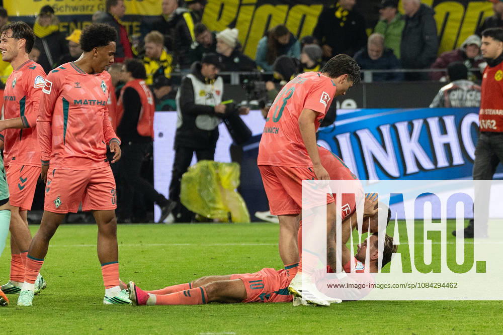 Dortmund, Germany, October 26, 2009, Niclas Füllkrug of SV Werder Bremen lies on the field during the Bundesliga match between Borussia Dortmund and SV Werder Bremen at Signal Iduna Park in Dortmund. Photo by Joachim Bywaletz. DFB and DFL regulations prohibit any use of photographs as image sequencesENCES AND OR QUASI-VIDEO