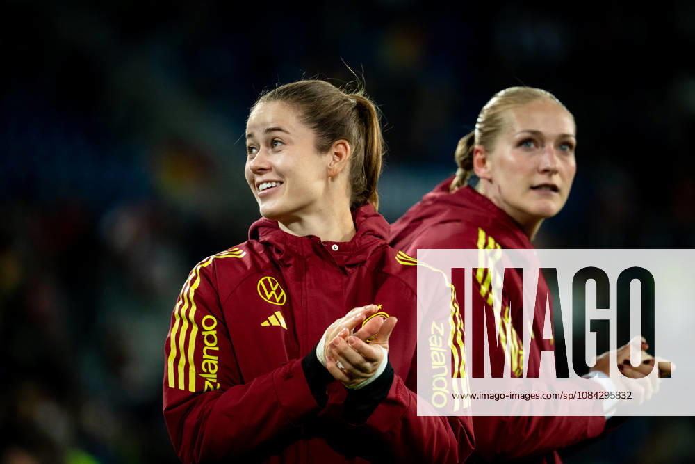 GER, Soccer, Women s, International Match, Karlsruhe, Germany vs. Australia; Stina Johannes (Germany), 12; Camilla Küver (Germany), 3; Karlsruhe BBBank Wildpark, Baden-Württemberg, Germany
