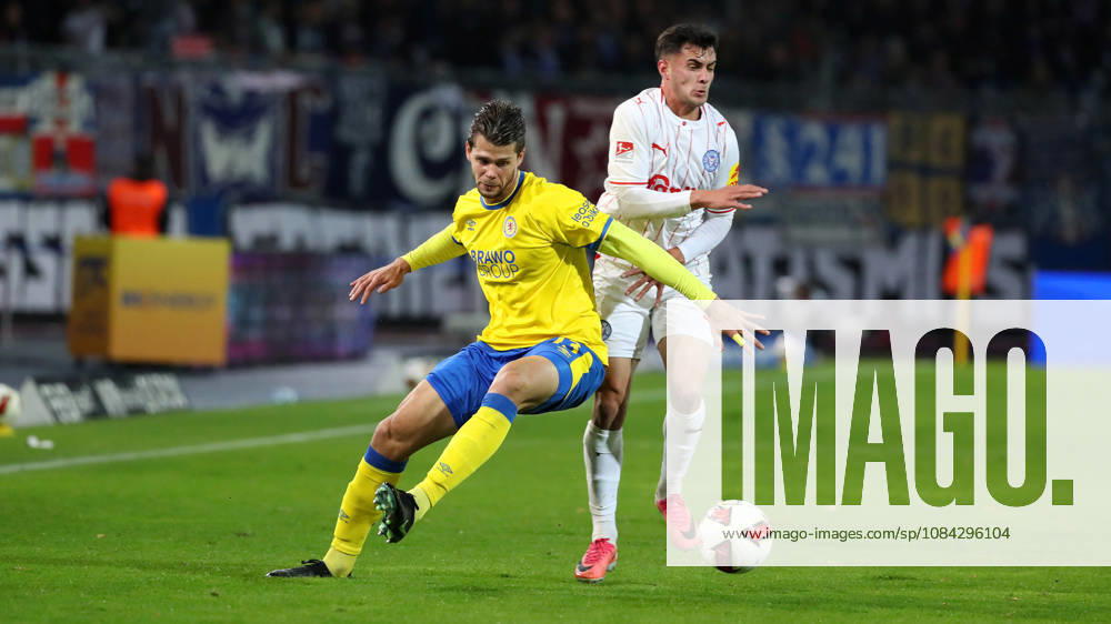 Braunschweig vs. Kiel, 2nd Bundesliga Braunschweig, October 9, 2026, Soccer, Men s, 2nd Bundesliga, 2026–2027 Season, Eintracht Braunschweig vs. Holstein Kiel Isidoros Koutsidis Eintracht Braunschweig, Guillermo Balzi DFL DFB REGULATIONS PROHIBIT ANY USE OF PHOTOGRAPHS AS IMAGE SEQUENCES AND OR QUASI-VIDEO Stadion an der Hamburger Straße Lower Saxony, Germany