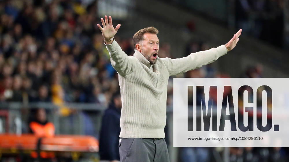 Braunschweig vs. Kiel, 2nd Bundesliga Braunschweig, October 9, 2026, Soccer, Men s, 2nd Bundesliga, 2026–2027 Season, Eintracht Braunschweig vs. Holstein Kiel Head Coach Lars Kornetka Eintracht Braunschweig DFL DFB REGULATIONS PROHIBIT ANY USE OF PHOTOGRAPHS AS IMAGE SEQUENCES AND OR QUASI-VIDEO Stadion an der Hamburger Straße Lower Saxony Germany