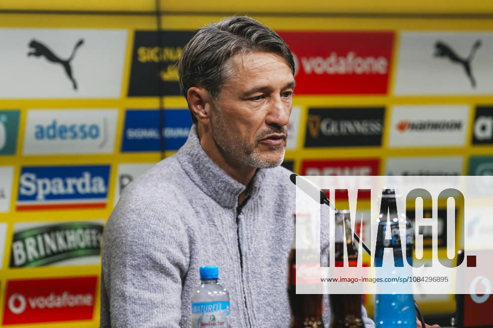 Soccer, Bundesliga 1, Borussia Dortmund vs. SV Werder Bremen: Head Coach Niko Kovac of Dortmund during the press conference. DFL and DFB regulations prohibit any use of photographs as image sequences and or quasi-video. Dortmund
