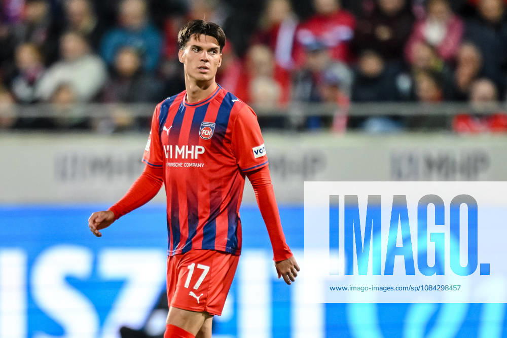 Mathias Honsak of 1 FC Heidenheim 1846 watches during the 2. Bundesliga match between 1 FC Heidenheim and 1 FC Kaiserslautern at the Voith Arena on October 9, 2026, in Heidenheim an der Brenz, Germany Photo by Harry Langer DeFodi Images Mathias Honsak 1 FC Heidenheim 1846 Looks on during the 2nd Bundesliga match between 1 FC Heidenheim and 1 FC Kaiserslautern at Voith Arena on October 9, 2026, in Heidenheim an der Brenz, Germany. Photo by Harry Langer, DeFodi Images. DFB and DFL regulations prohibit any use of photographs as image sequences and or quasi-video. Photo by Harry Langer, DeFodi Images. DFB and DFL regulations prohibit any use of photographs as imSEQUENCES AND OR QUASI-VIDEO