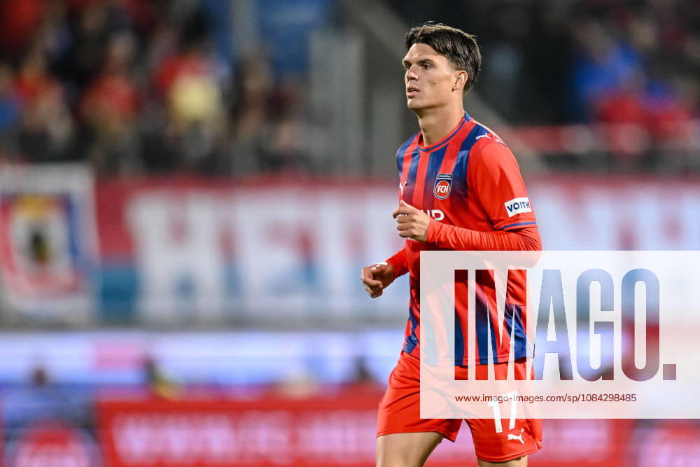 Mathias Honsak of 1 FC Heidenheim 1846 watches during the 2. Bundesliga match between 1 FC Heidenheim and 1 FC Kaiserslautern at the Voith Arena on October 9, 2026, in Heidenheim an der Brenz, Germany Photo by Harry Langer DeFodi Images Mathias Honsak 1 FC Heidenheim 1846 Looks on during the 2nd Bundesliga match between 1 FC Heidenheim and 1 FC Kaiserslautern at Voith Arena on October 9, 2026, in Heidenheim an der Brenz, Germany. Photo by Harry Langer, DeFodi Images. DFB and DFL regulations prohibit any use of photographs as image sequences and or quasi-video. Photo by Harry Langer, DeFodi Images. DFB and DFL regulations prohibit any use of photographs as imSEQUENCES AND OR QUASI-VIDEO