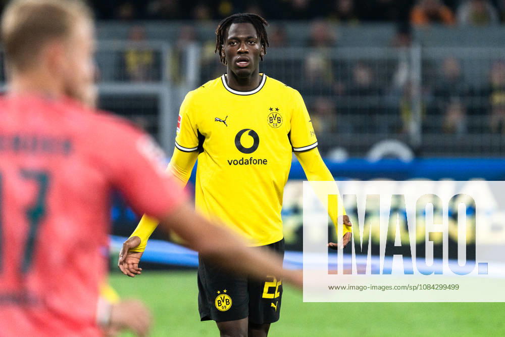 Germany 1 Bundesliga 2026–2027, Matchday 5: Borussia Dortmund vs. Werder Bremen, October 9, 2026, Signal Iduna Park, North Rhine-Westphalia, Joane Gadou, Borussia Dortmund, 22