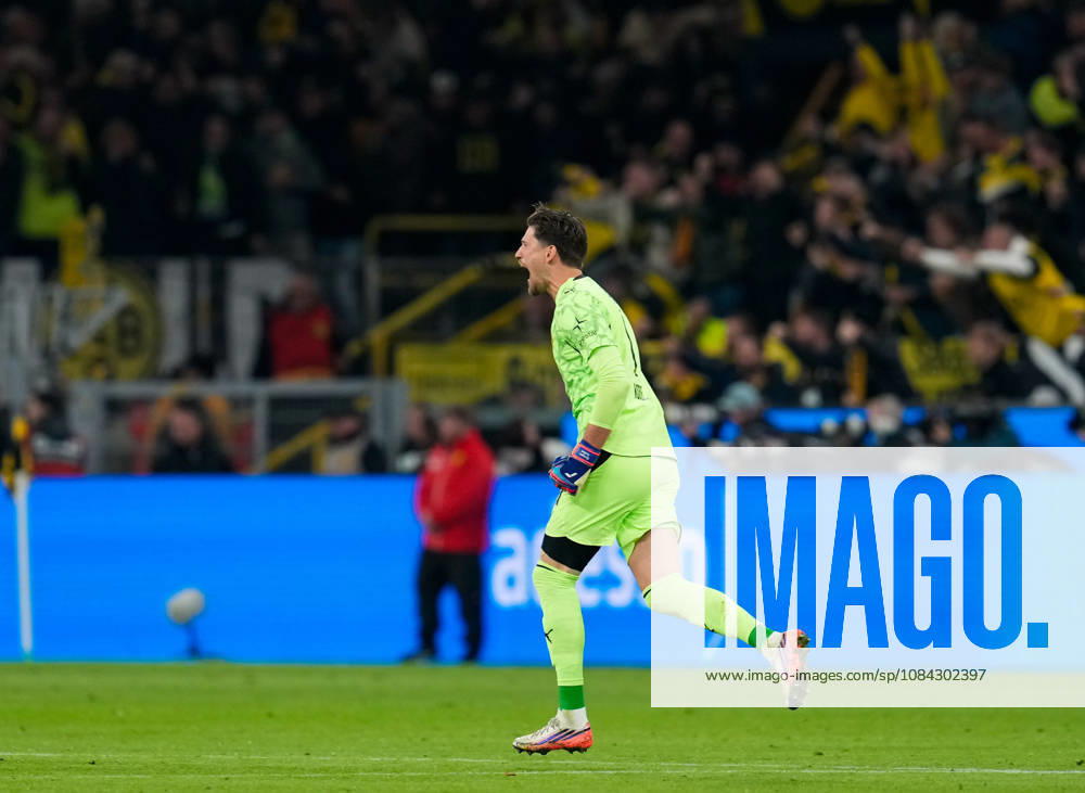 Gregor Kobel of Borussia Dortmund, 1, celebrates after his team s second goal (GER), Borussia Dortmund vs. SV Werder Bremen, Bundesliga 1, Matchday 5, 2026–27 season, SIGNAL IDUNA PARK, Dortmund, October 9, 2026 DFL regulations prohibit any use of photographs as image sequences and or quasi-video Borussia Dortmund vs. SV Werder Bremen, Bundesliga, Matchday 5, 2026–27 season, October 9, 2026, Dortmund