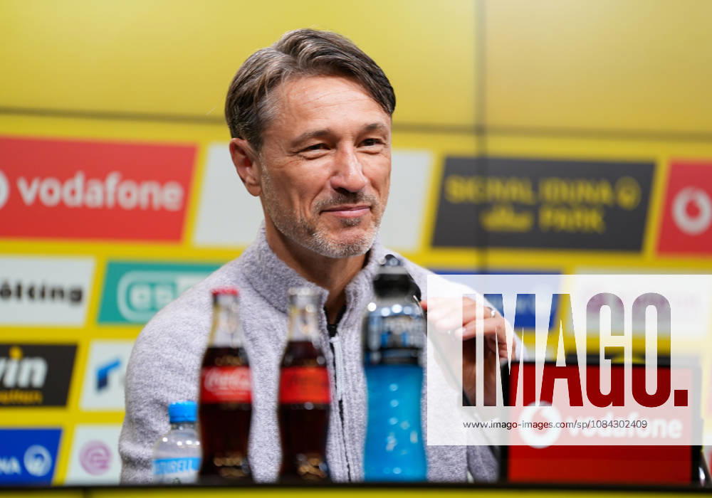 Niko Kovac, head coach of Borussia Dortmund, speaks with media representatives at the postgame press conference, GER, Borussia Dortmund vs. SV Werder Bremen, Bundesliga 1, Matchday 5, 2026–27 season, SIGNAL IDUNA PARK, Dortmund, October 9, 2026. DFL regulations prohibit any use of photographs as image sequences and or quasi-video. Borussia Dortmund vs. SV Werder Bremen, Bundesliga 1, Matchday 5, 2026–27 season, October 9, 2026, Dortmund