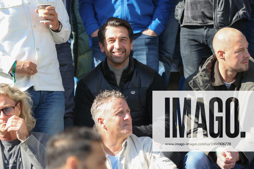 Soccer, 2. Bundesliga, 1 FC Magdeburg vs. Hannover 96, Jonas Boldt (Hannover), Managing Director of Sports, DFL, DFB REGULATIONS PROHIBIT ANY USE OF PHOTOGRAPHS AS IMAGE SEQUENCES AND OR QUASI-VIDEO, Magdeburg
