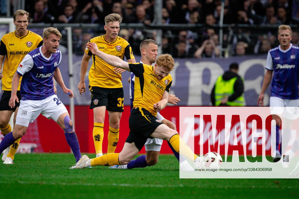 Robert Wagner, 18, Dresden, in a tackle with Adrian Beck, 21, Osnabrück; VfL Osnabrück vs. SG Dynamo Dresden, soccer, 2. Bundesliga, Matchday 7, October 10, 2026. DFL regulations prohibit any use of photographs as image sequences and or quasi-video. Osnabrück, Lower Saxony, Germany