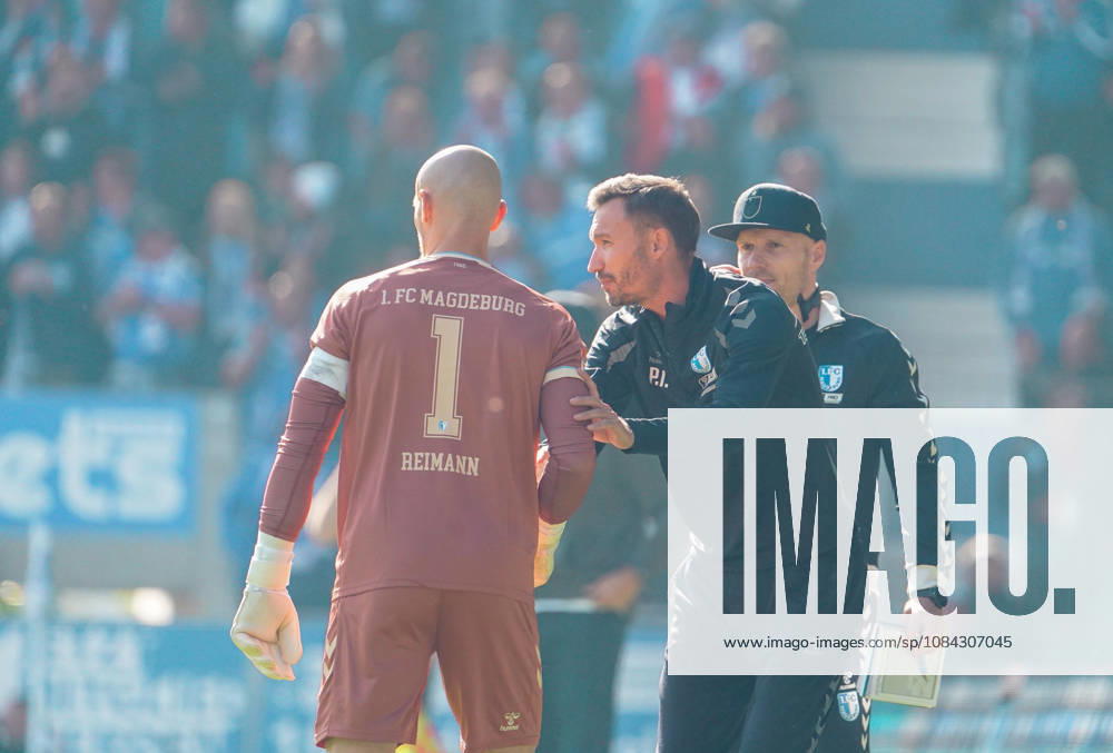 Germany Soccer 2. Bundesliga 2026–2027, Matchday 7: 1. FC Magdeburg vs. Hannover 96 at Avnet Arena Magdeburg; Instructions from Coach Petrik Sander; 1. FC Magdeburg Coach Dominik Reimann; 1. FC Magdeburg, 1