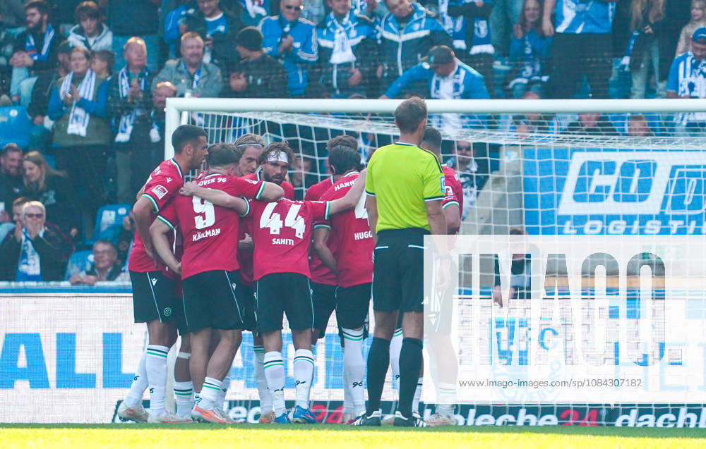 Germany Soccer 2. Bundesliga 2026–2027, Matchday 7: 1. FC Magdeburg vs. Hannover 96, Avnet Arena, Magdeburg—team photo, wide shot of Hannover 96 and Magdeburg at the Avnet Arena, Lower Saxony, Germany
