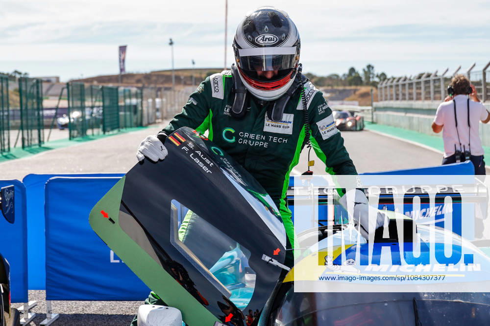 AUTO - MLC 2026 - PORTIMAO 71 AUST Stefan (ger), FERNANDEZ-LASER Felipe (ger), Rinaldi Racing, Ligier JS P325 - Toyota, LMP3 Pro Am, portrait podium, portrait celebration during the 6th round of the 2026 Michelin Le Mans Cup on the Autodromo Internacional do Algarve from October 8 to 10, 2026 in Portimao, Portugal - PortimaoPortugal