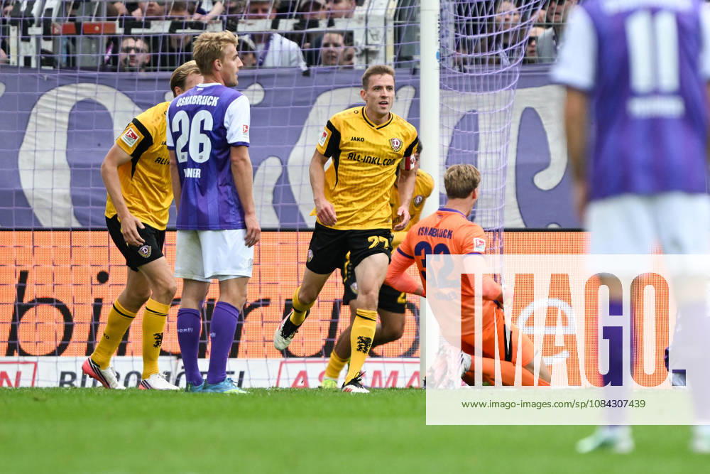 2. Bundesliga, Matchday 26, 27: VfL Osnabrück vs. Dynamo Dresden on October 10, 2026, at the Bremer Brücke in Osnabrück—cheers, goal celebrations, goal scorers; Niklas Hauptmann, Dynamo Dresden, celebrates after scoring the 0–1 goal MT
