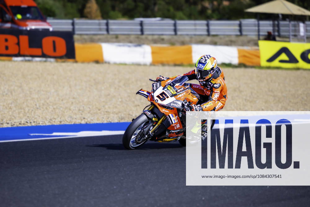 Yari Montella of Barni Spark Racing Team in action during the Superpole of the FIM Superbike World Championship, WM, Weltmeisterschaft at Circuito Estoril on October 10, 2026 in Cascais, Portugal. Cascais Portugal - ZUMAr200 20261010_zsp_r200_009