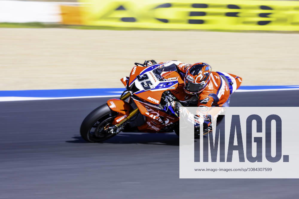 Somkiat Chantra of Honda HRC in action during the Superpole of the FIM Superbike World Championship, WM, Weltmeisterschaft at Circuito Estoril on October 10, 2026 in Cascais, Portugal. Cascais Portugal - ZUMAr200 20261010_zsp_r200_008