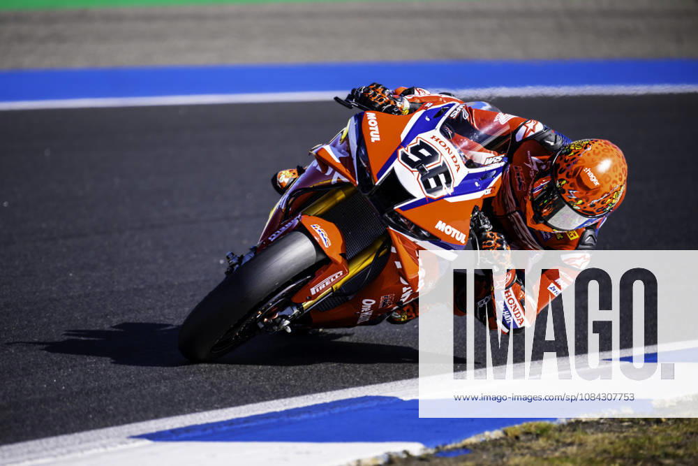 Jake Dixon of Honda HRC in action during the Superpole of the FIM Superbike World Championship, WM, Weltmeisterschaft at Circuito Estoril on October 10, 2026 in Cascais, Portugal. Motorsports 2026: WorldSBK - Tissot Estoril Round - ZUMAr200 20261010_zsp_r200_021