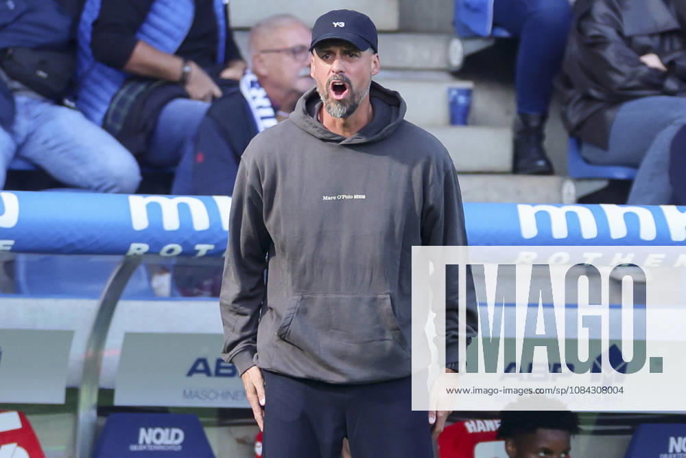 Hannover 96 coach Sandro Wagner looks disappointed during the 2. Bundesliga match between 1. FC Magdeburg and Hannover 96, Avnet Arena on October 10, 2026, in Magdeburg, Germany. Photo by Marco Steinbrenner, DeFodi Images. Coach Sandro Wagner of Hannover 96 looks dejected during the 2nd Bundesliga match between 1 FC Magdeburg and Hannover 96 at Avnet Arena on October 10, 2026 in Magdeburg, Germany. Photo by Marco Steinbrenner, DeFodi Images. DFB and DFL regulations prohibit any use of photographs as image sequences and or quasi-video. Photo by Marco Steinbrenner, DeFodi Images.