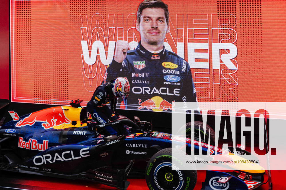 2026 Formula 1 Singapore Grand Prix - Sprint MAX VERSTAPPEN (NED) of Oracle Red Bull Racing PARC FERME Sprint Race on SATURDAY during the 2026 FORMULA 1 SINGAPORE AIRLINES SINGAPORE GRAND PRIX 2026 at MARINA BAY STREET CIRCUIT SINGAPORE on October 10, 2026. Photo by Tan Jun Da ABACAPRESS.COM Singapore Singapore
