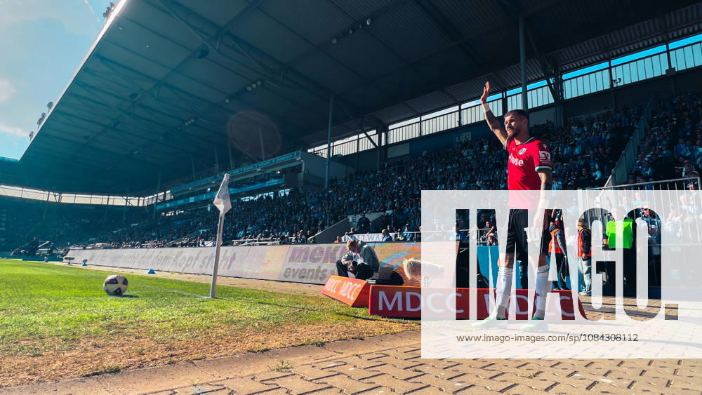 Germany Soccer 2. Bundesliga 2026–2027, Matchday 7: 1. FC Magdeburg vs. Hannover 96, Avnet Arena, Magdeburg; Corner kick by Marcel Hartel (Hannover 96), 10 (Magdeburg), Avnet Arena, Lower Saxony, Germany
