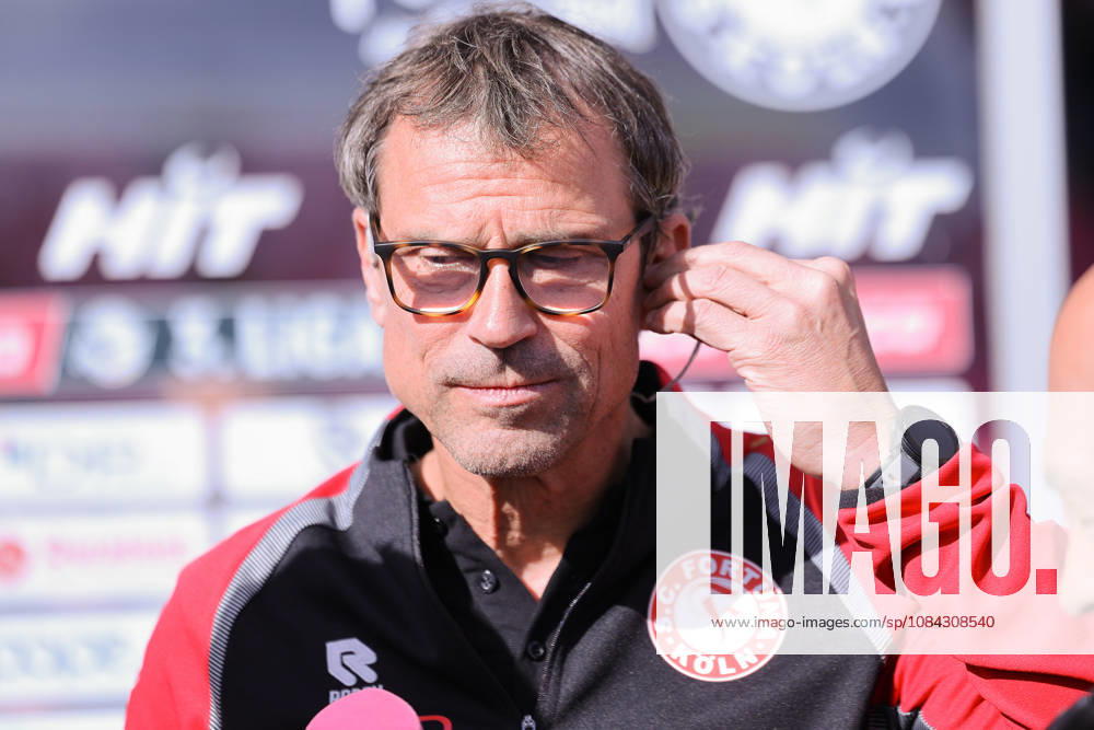 Soccer, SC Fortuna Köln vs. 1 FC Saarbrücken, 3rd Division, South Division, Matchday 8, 2026–2027 Season: Head Coach Argirios Giannikis of 1 FC Saarbrücken in an interview. DFB regulations prohibit any use of photographs as image sequences and or quasi-video. North Rhine-Westphalia, Germany