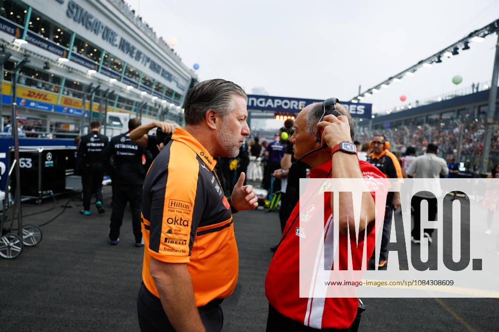BROWN, Zak (USA), CEO of McLaren Racing, portrait; VASSEUR, Frédéric (France), Team Principal and General Manager of Scuderia Ferrari, portrait; F1 GP 17 Singapore 2026; F1 GP 17 Singapore 2026; 81; PIASTRI, Oscar (from), McLaren F1 Team MCL40, in action at the 2026 Singapore F1 Grand Prix, Singapore
