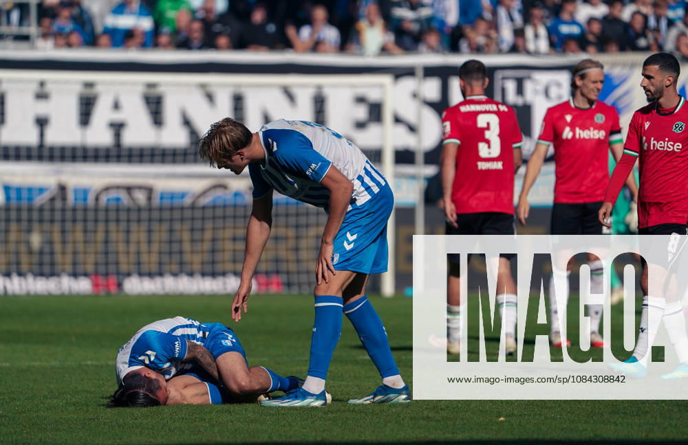 Germany Soccer 2. Bundesliga 2026–2027, Matchday 7: 1. FC Magdeburg vs. Hannover 96, Avnet Arena, Magdeburg; Injury to player BarıÅü Atik (Baris Atik) of 1. FC Magdeburg, 23, Magdeburg, Avnet Arena, Lower Saxony, Germany