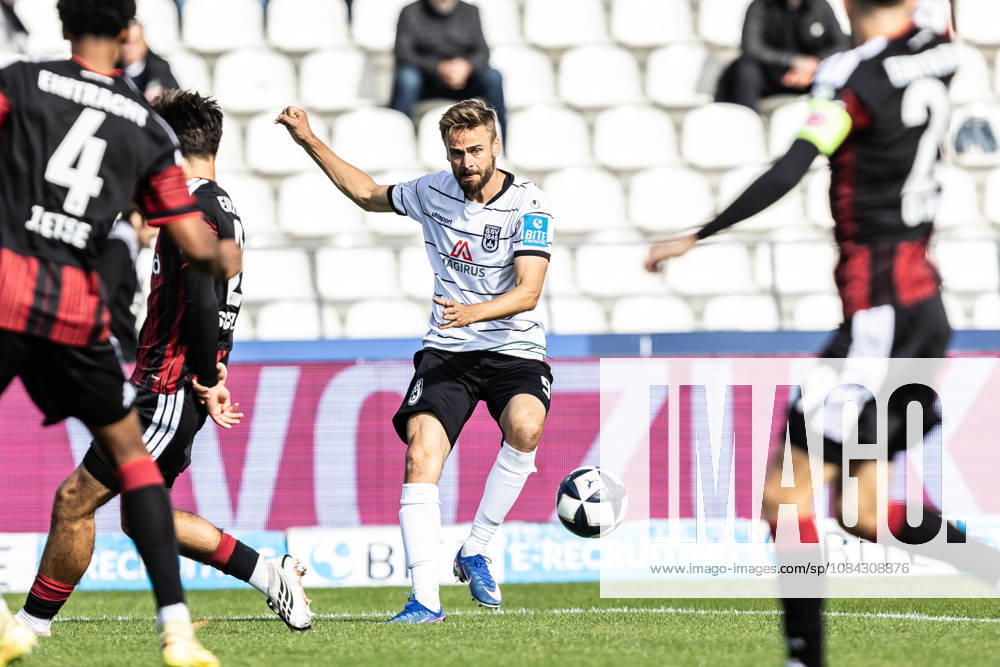 SSV Ulm 1846 Soccer vs. Eintracht Frankfurt II, Soccer, Regionalliga Southwest, Matchday 11, Donaustadion Ulm 10 10 26 Lucas Röser SSV Ulm 1846 Soccer, 09 SSV Ulm 1846 Soccer vs. Eintracht Frankfurt II, Soccer, Regionalliga Southwest, Matchday 11, Donaustadion, Ulm, October 26, Photo by Lucca Fundel, Ulm, Donaustadion, Baden-Württemberg, Germany