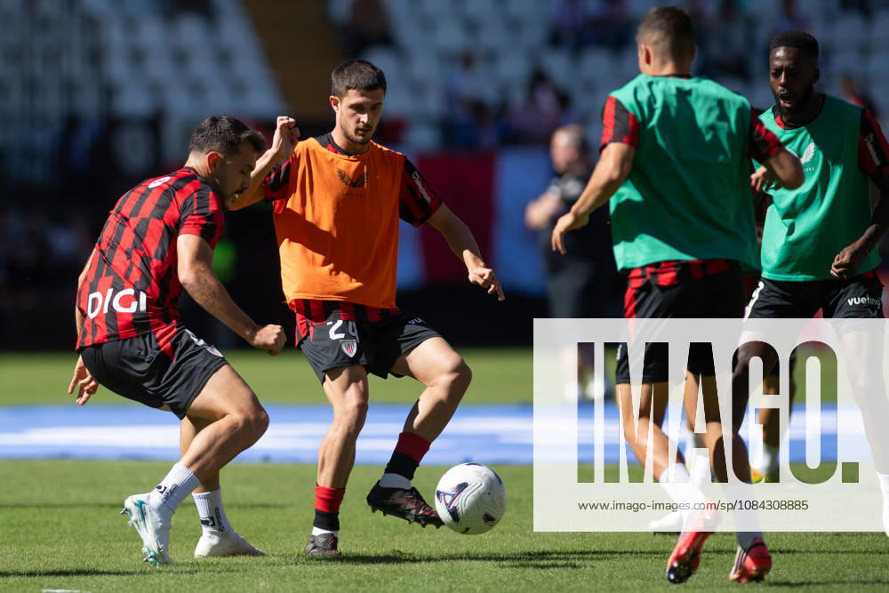 ESP LaLiga EA Sports Rayo Vallecano vs. Athletic Club Benat Gerenabarrena of Athletic warms up during the LaLiga EA Sports match between Rayo Vallecano and Athletic Club played at Vallecas Stadium in Madrid on October 10, 2026 in Spain Spanish Soccer