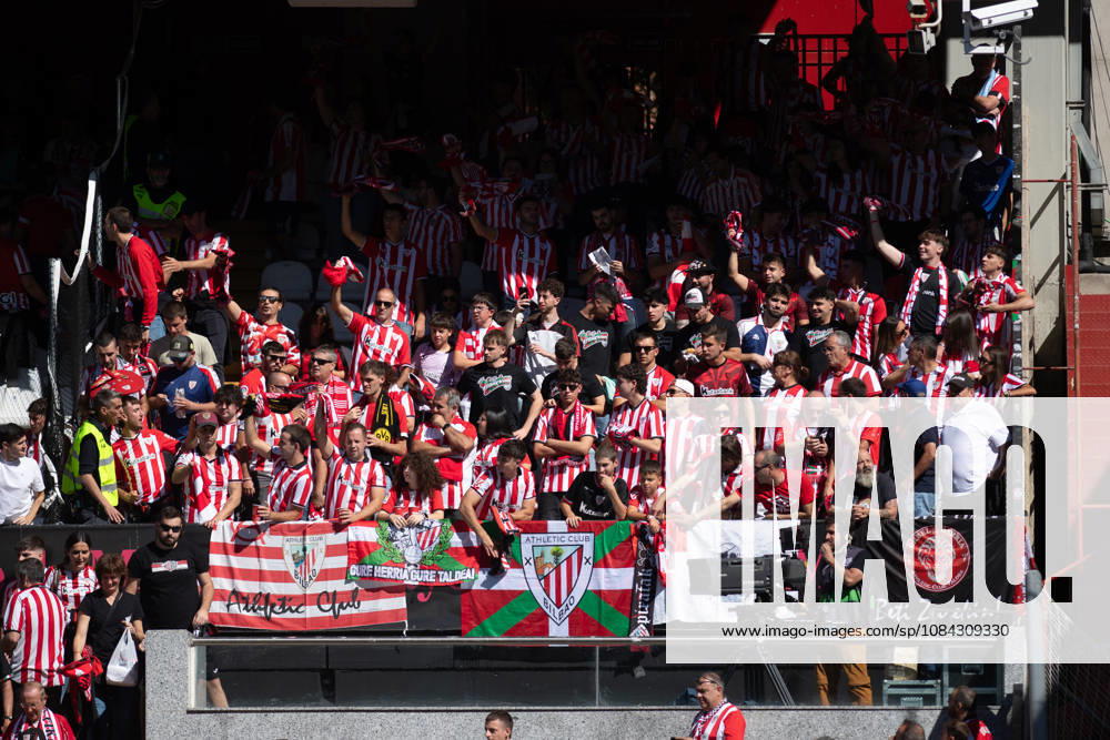 ESP LaLiga EA Sports Rayo Vallecano vs. Athletic Club: An Athletic Club fan during the LaLiga EA Sports match between Rayo Vallecano and Athletic Club, played at Vallecas Stadium in Madrid on October 10, 2026, in Spain. Spanish Soccer